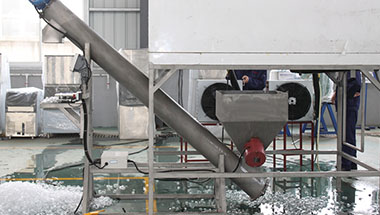 Semi-automatic-Ice-Packer-1